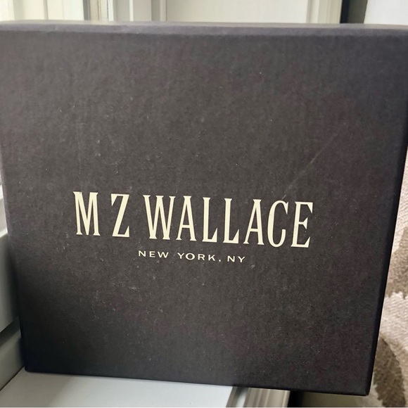 MZ Wallace black leather bifold card holder - Picture 2 of 6